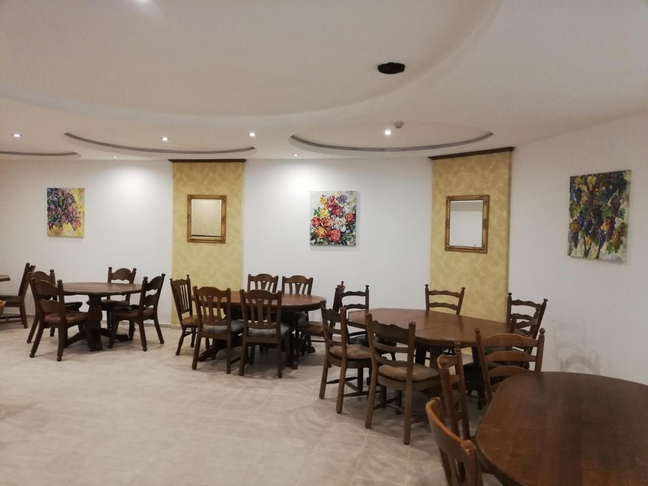 Hotel Plaza Burgas Esterno foto